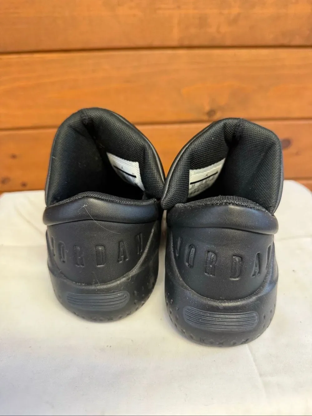 Nike Air Jordan Flight Luxe sneakers Sz 2 Youth Black 919719-011